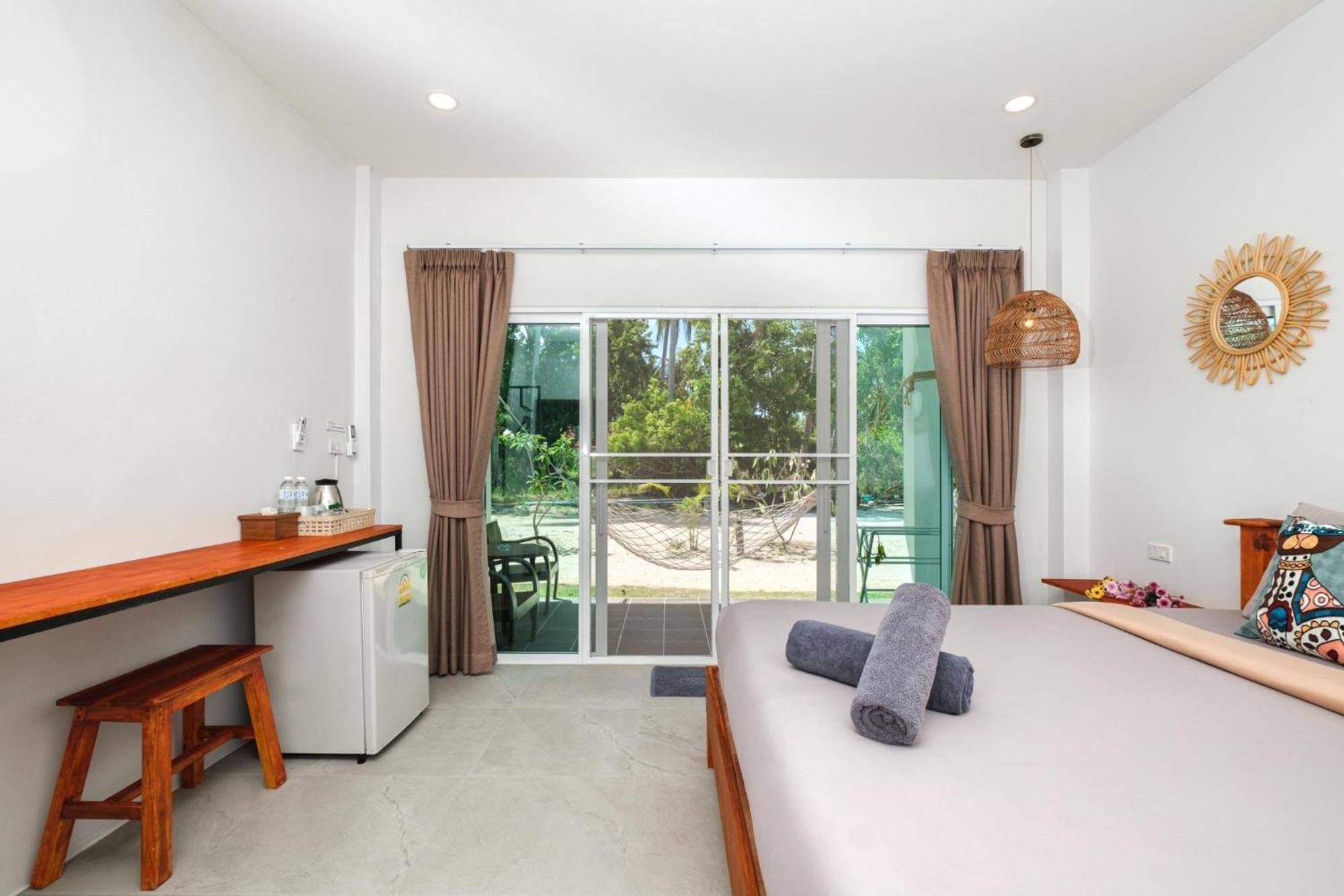 All At Sea Beach Resort Baan Tai Exterior foto