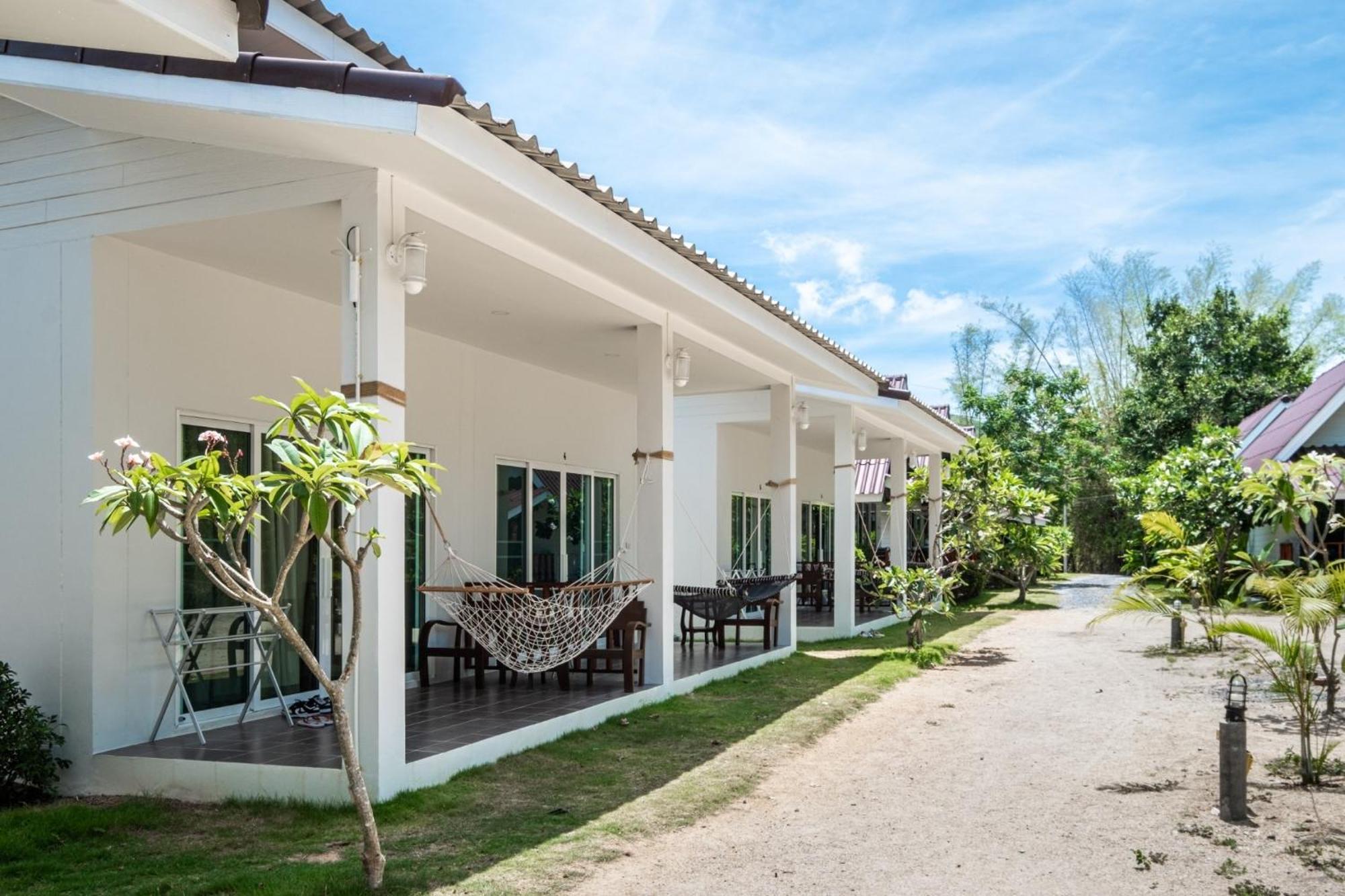 All At Sea Beach Resort Baan Tai Exterior foto